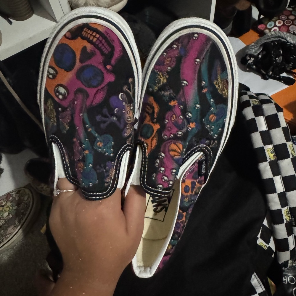 Vans never worn size 8